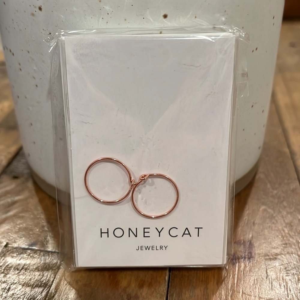 Rose gold loop earrings